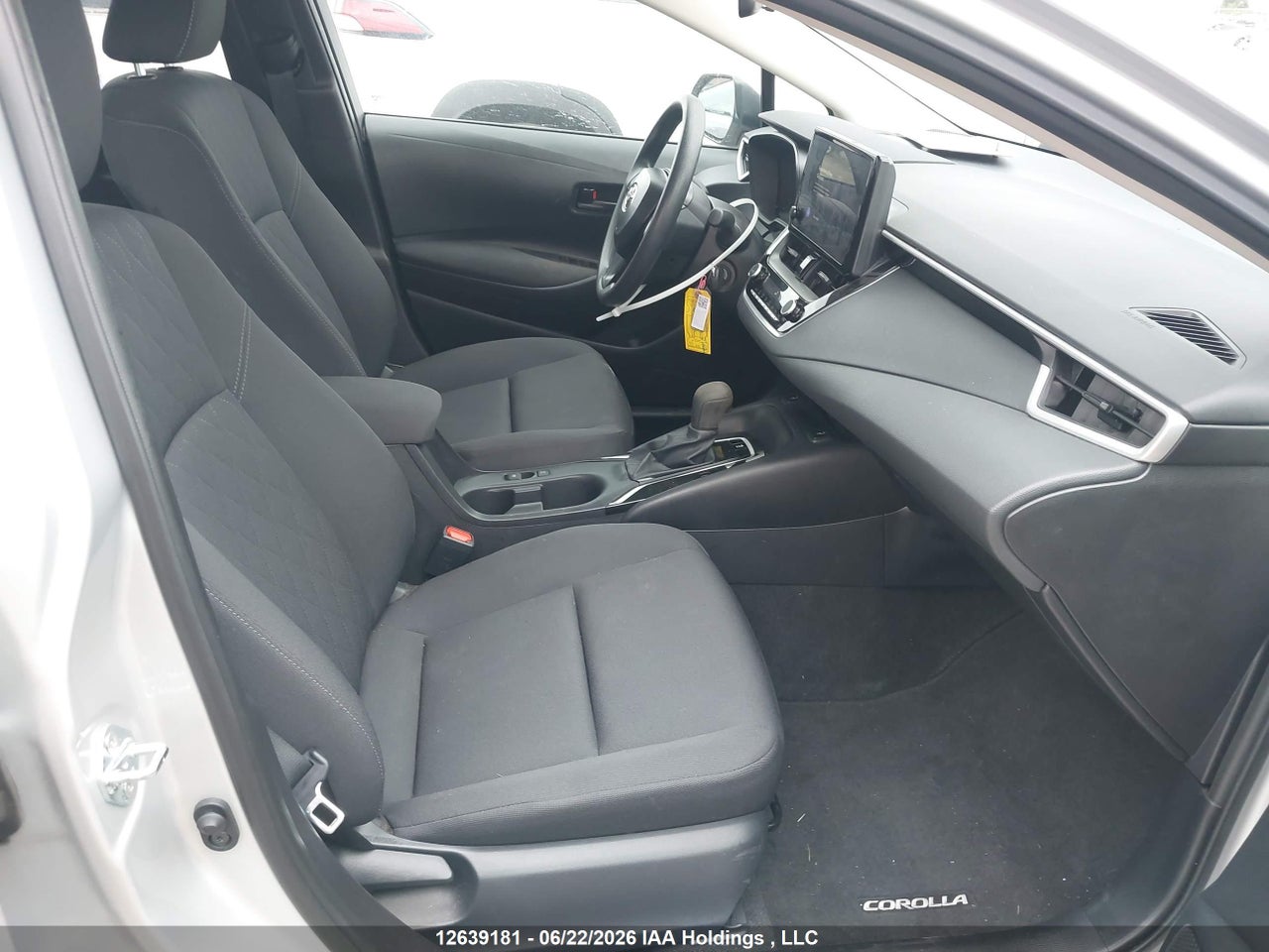2025 TOYOTA COROLLA LE thumbnail 6