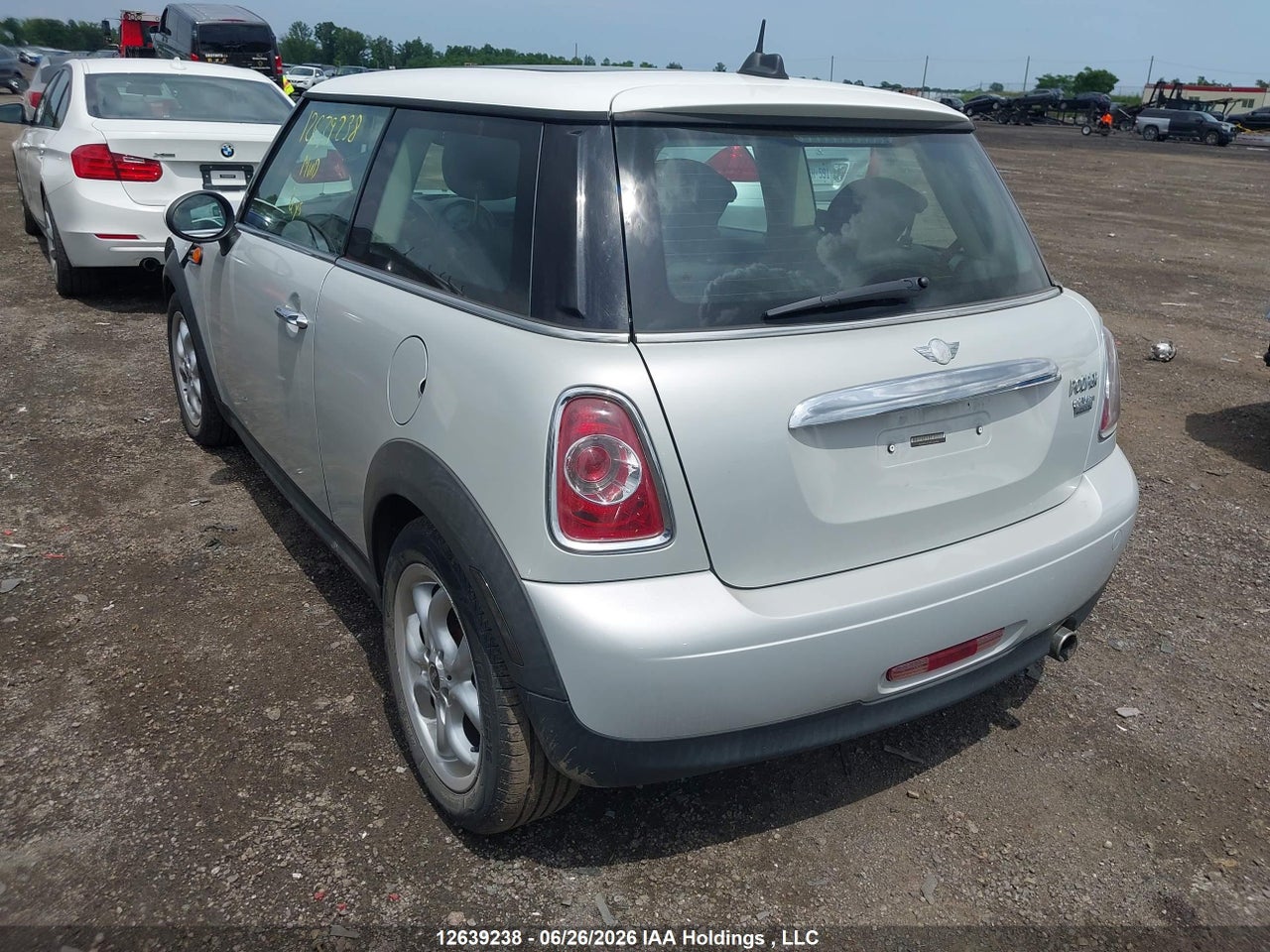 2012 MINI COOPER thumbnail 4