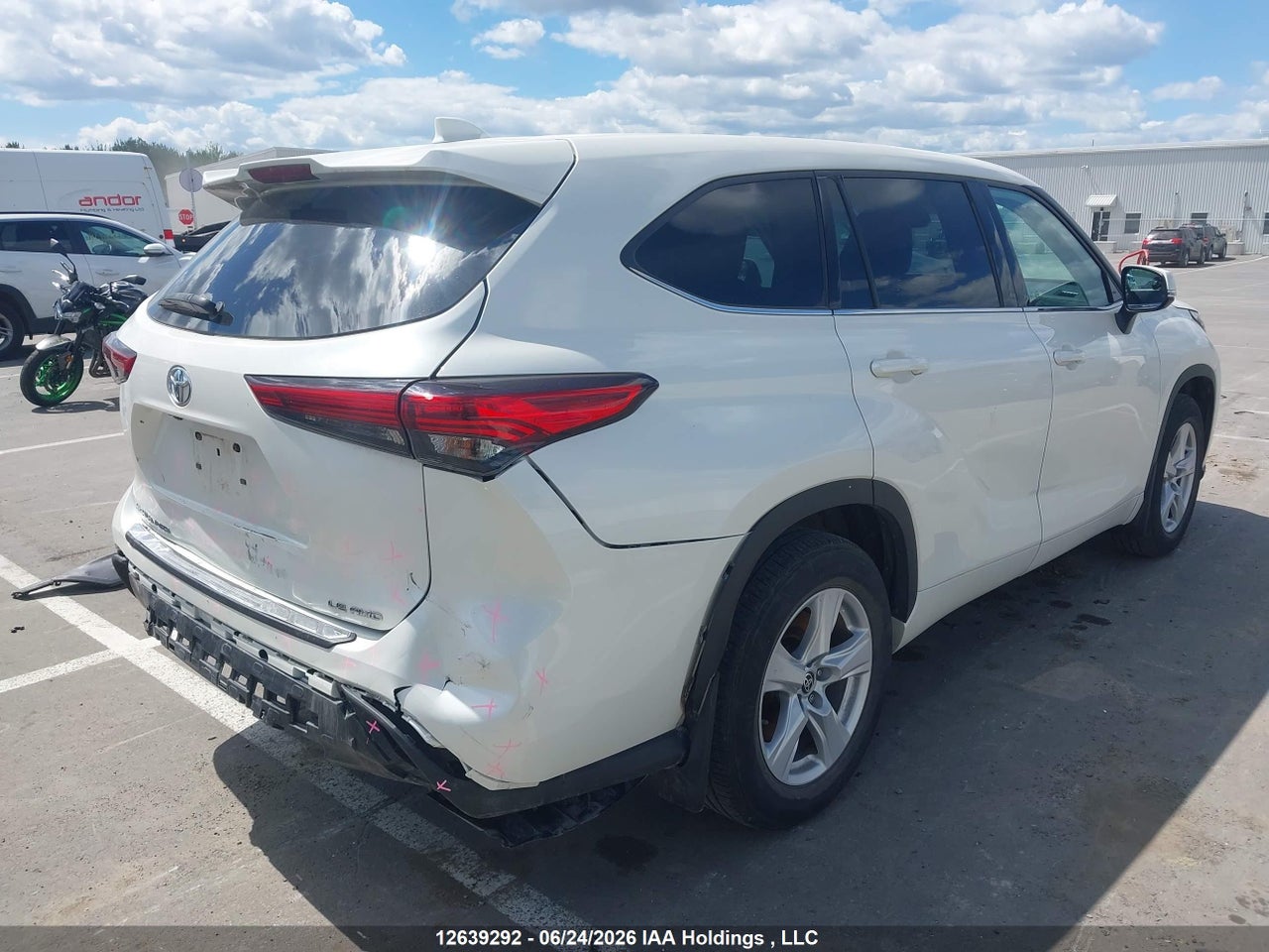 2020 TOYOTA HIGHLANDER LE thumbnail 5