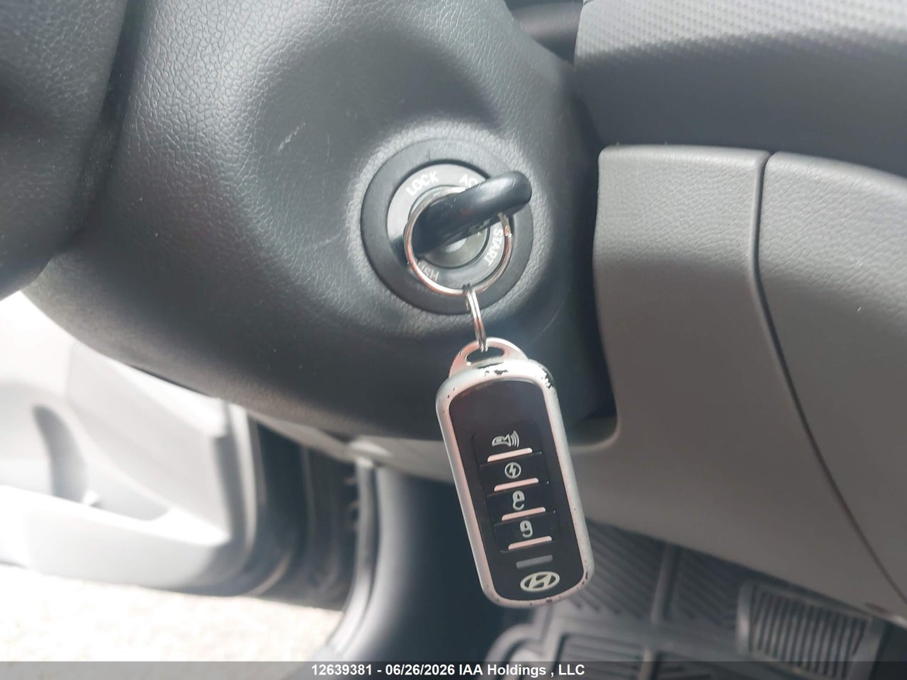 2012 HYUNDAI ACCENT GL thumbnail 12