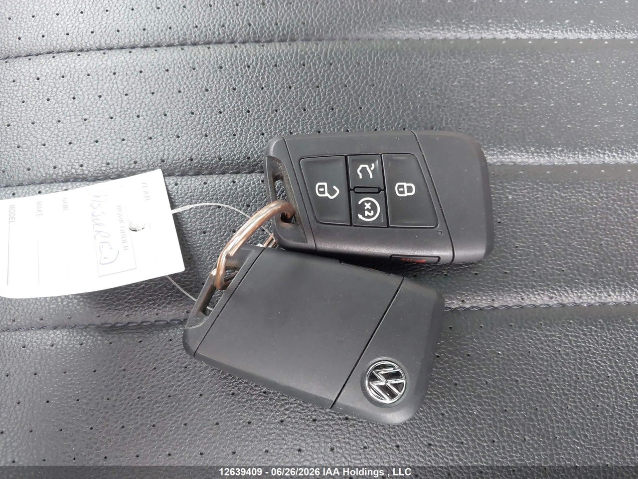 2024 VOLKSWAGEN TIGUAN thumbnail 12