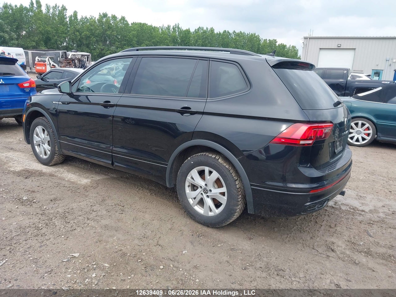 2024 VOLKSWAGEN TIGUAN thumbnail 4