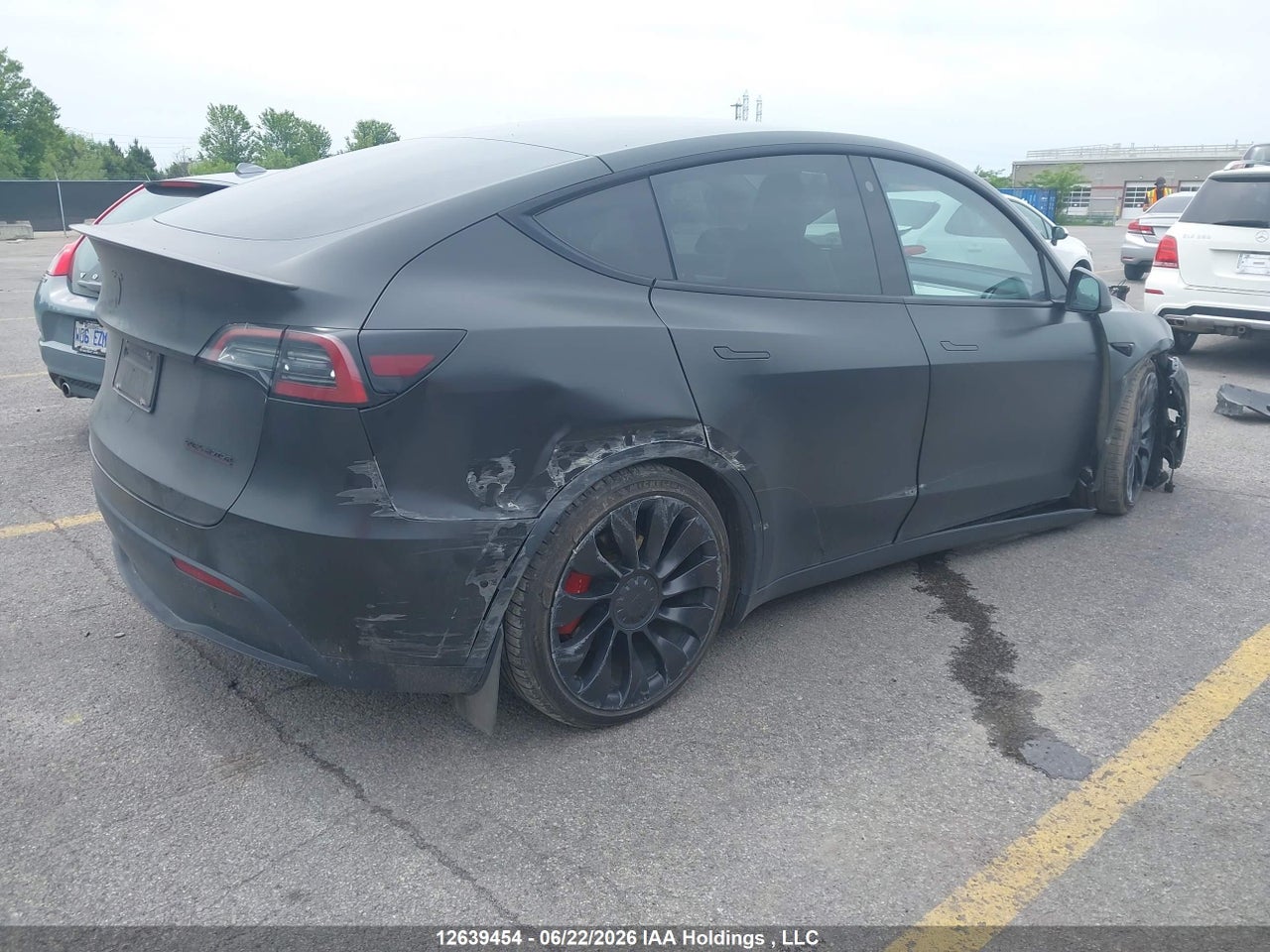 2022 TESLA MODEL Y PERFORMANCE thumbnail 5