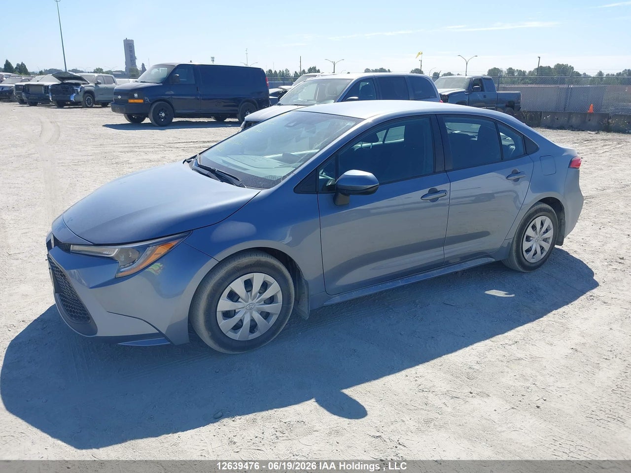 2022 TOYOTA COROLLA LE/XLE thumbnail 3
