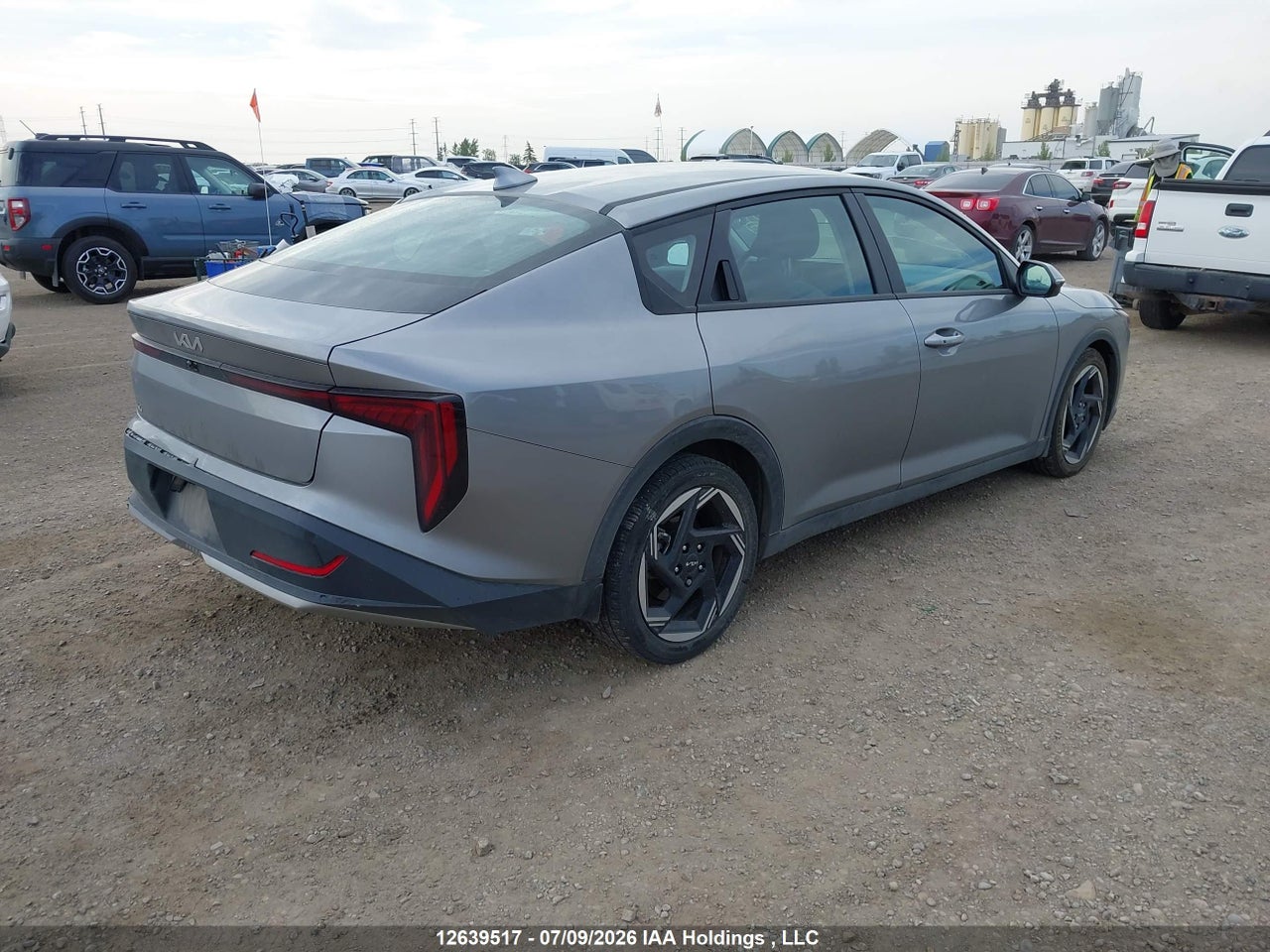 2025 KIA K4 EX/EX+ thumbnail 5
