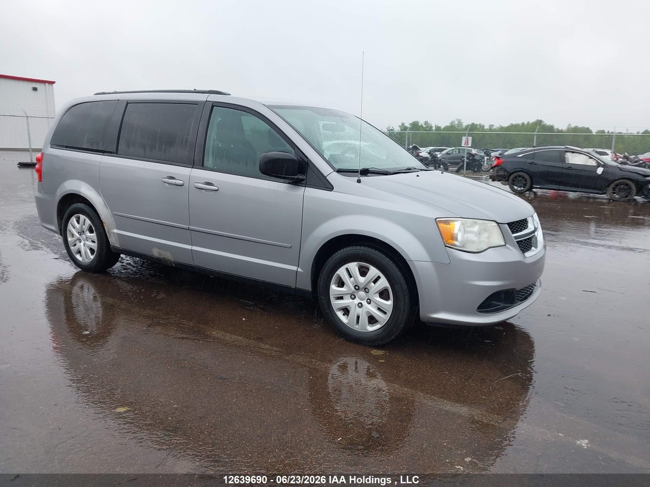 2014 DODGE GRAND CARAVAN SE thumbnail 2