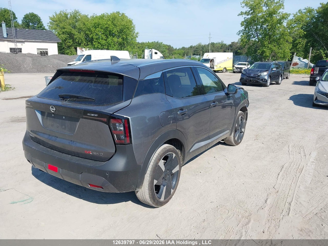 2025 NISSAN KICKS SR PREMIUM thumbnail 5