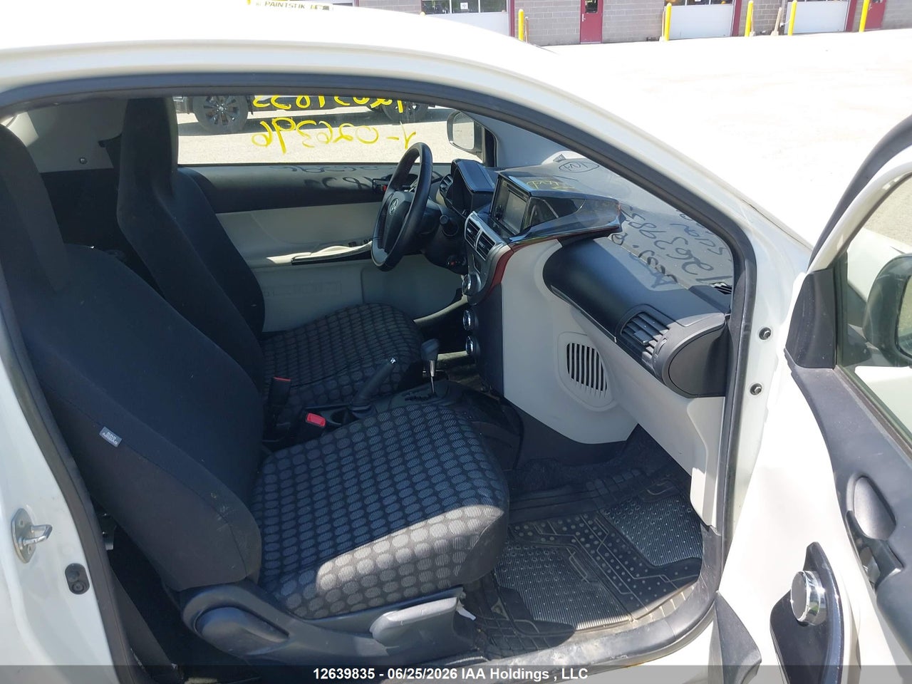 2014 TOYOTA SCION IQ thumbnail 6