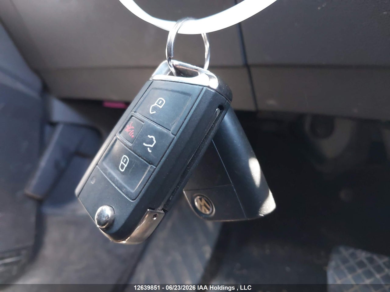 2018 VOLKSWAGEN TIGUAN SE/SEL thumbnail 12