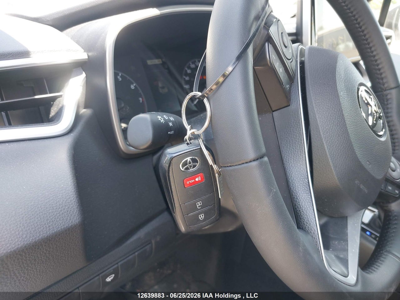 2025 TOYOTA COROLLA thumbnail 12