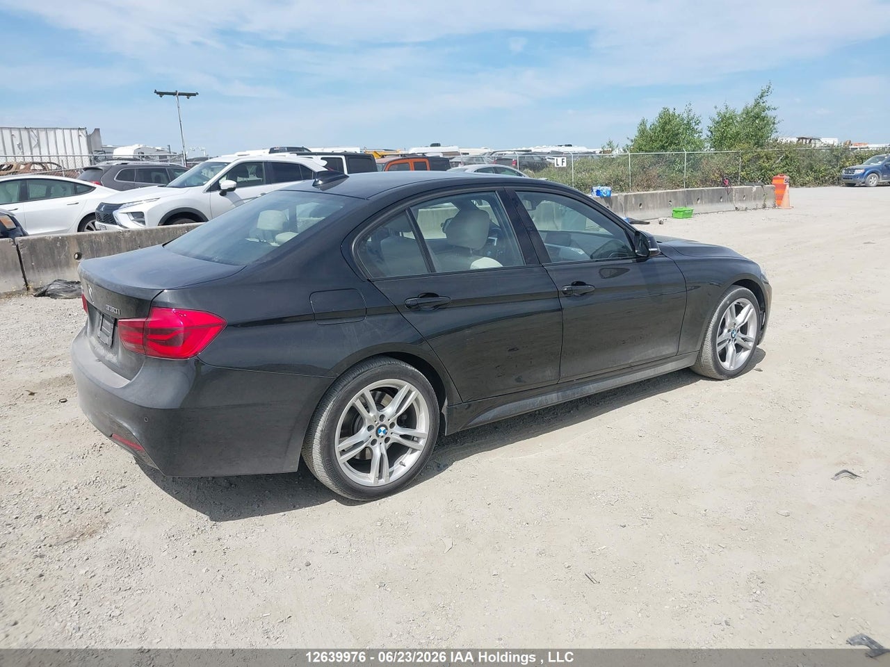 2018 BMW 330 XI thumbnail 5