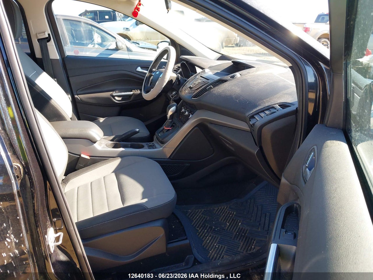 2015 FORD ESCAPE SE thumbnail 6