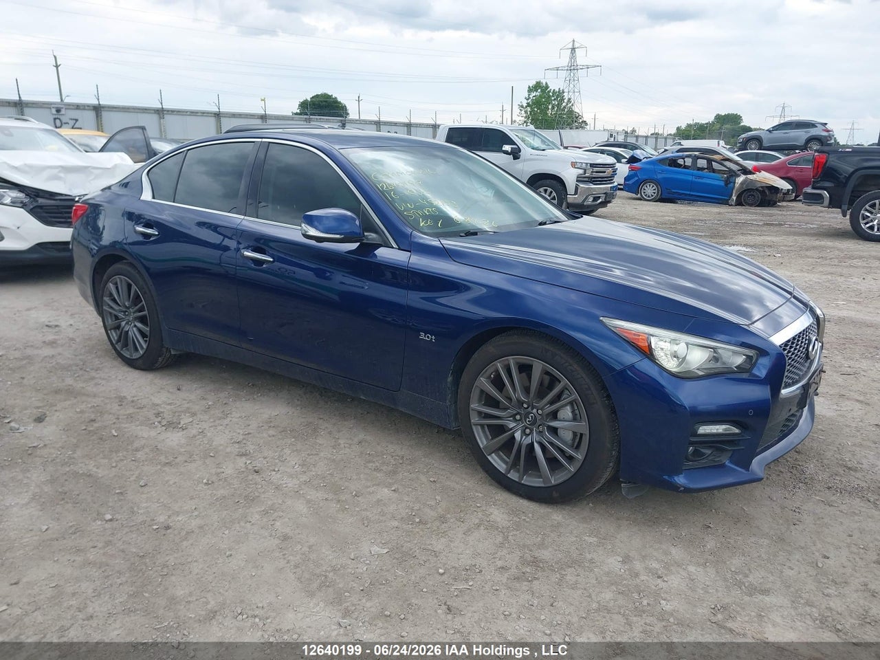 2016 INFINITI Q50 RED SPORT 400 thumbnail 2