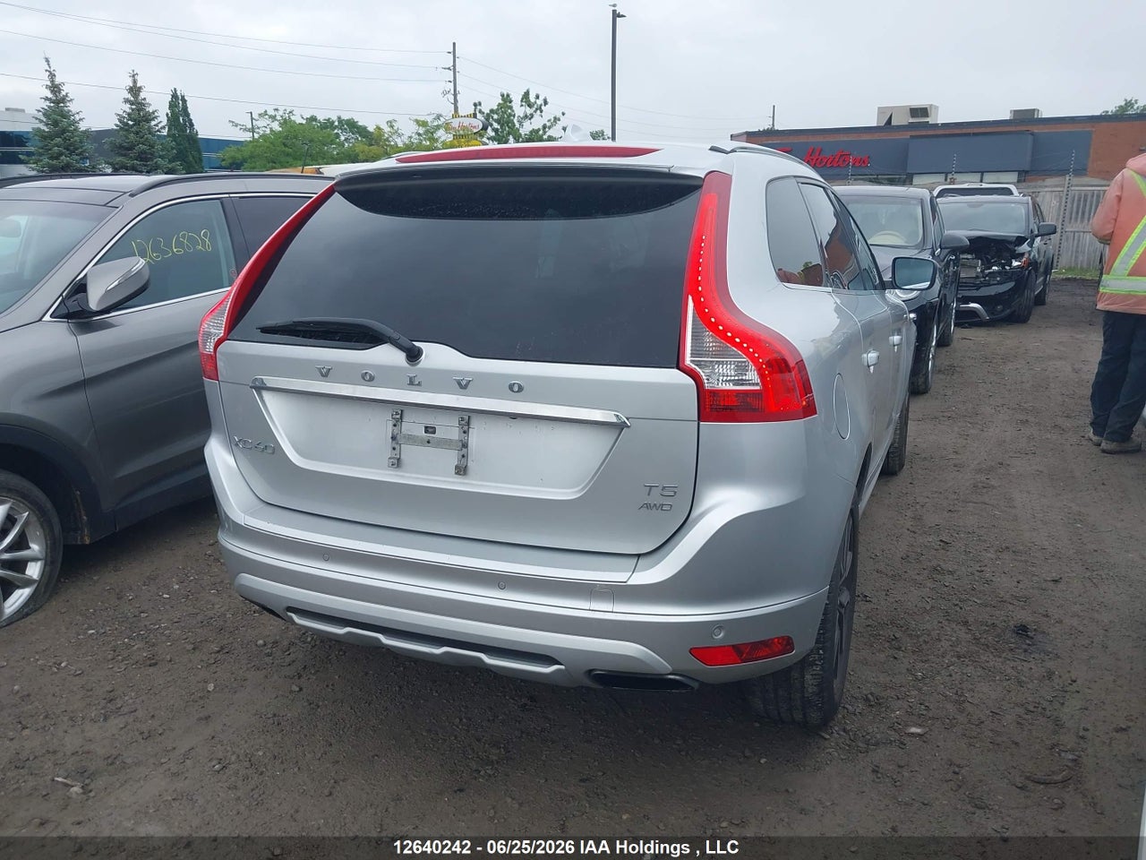2016 VOLVO XC60 T5 thumbnail 5