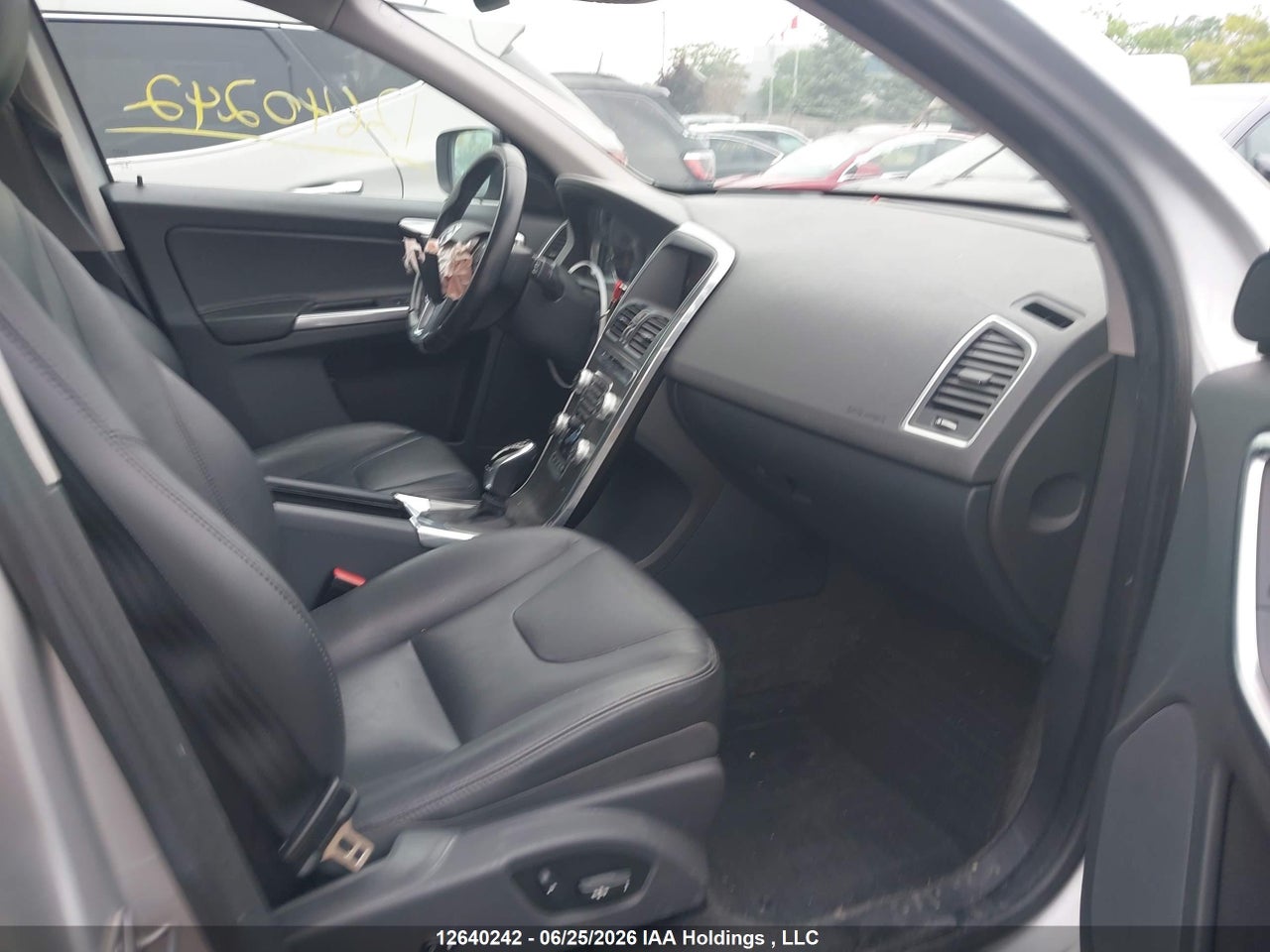 2016 VOLVO XC60 T5 thumbnail 6