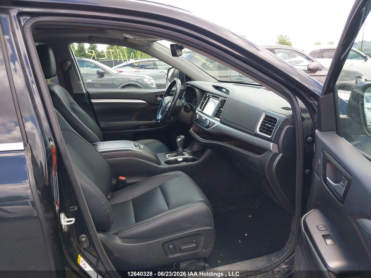 2018 TOYOTA highlander xle thumbnail 6