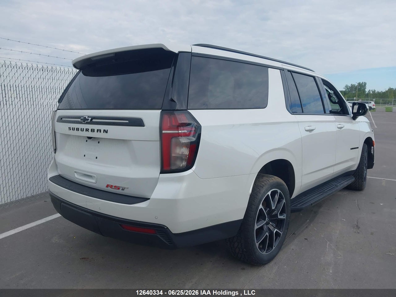 2023 CHEVROLET SUBURBAN K1500 RST thumbnail 5