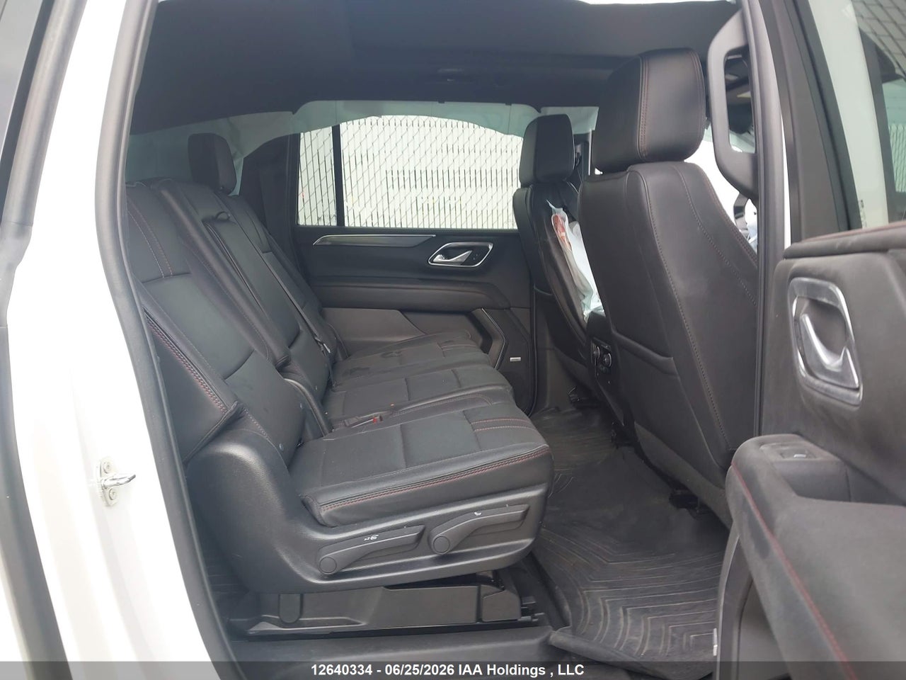 2023 CHEVROLET SUBURBAN K1500 RST thumbnail 9