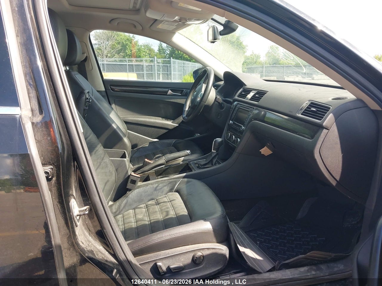2012 VOLKSWAGEN PASSAT SEL thumbnail 7