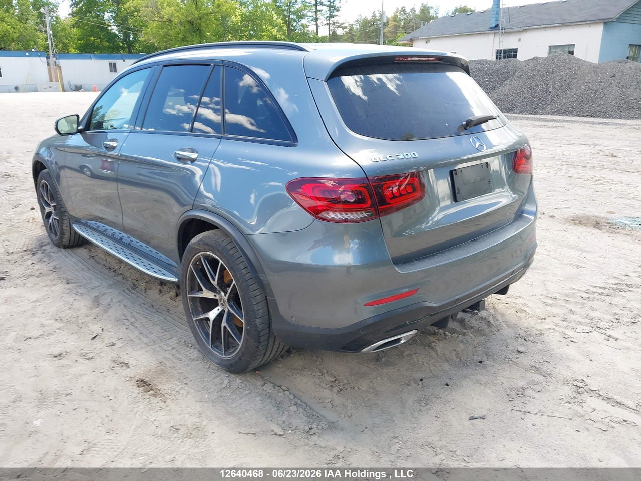 2022 MERCEDES BENZ GLC 300 4MATIC thumbnail 4