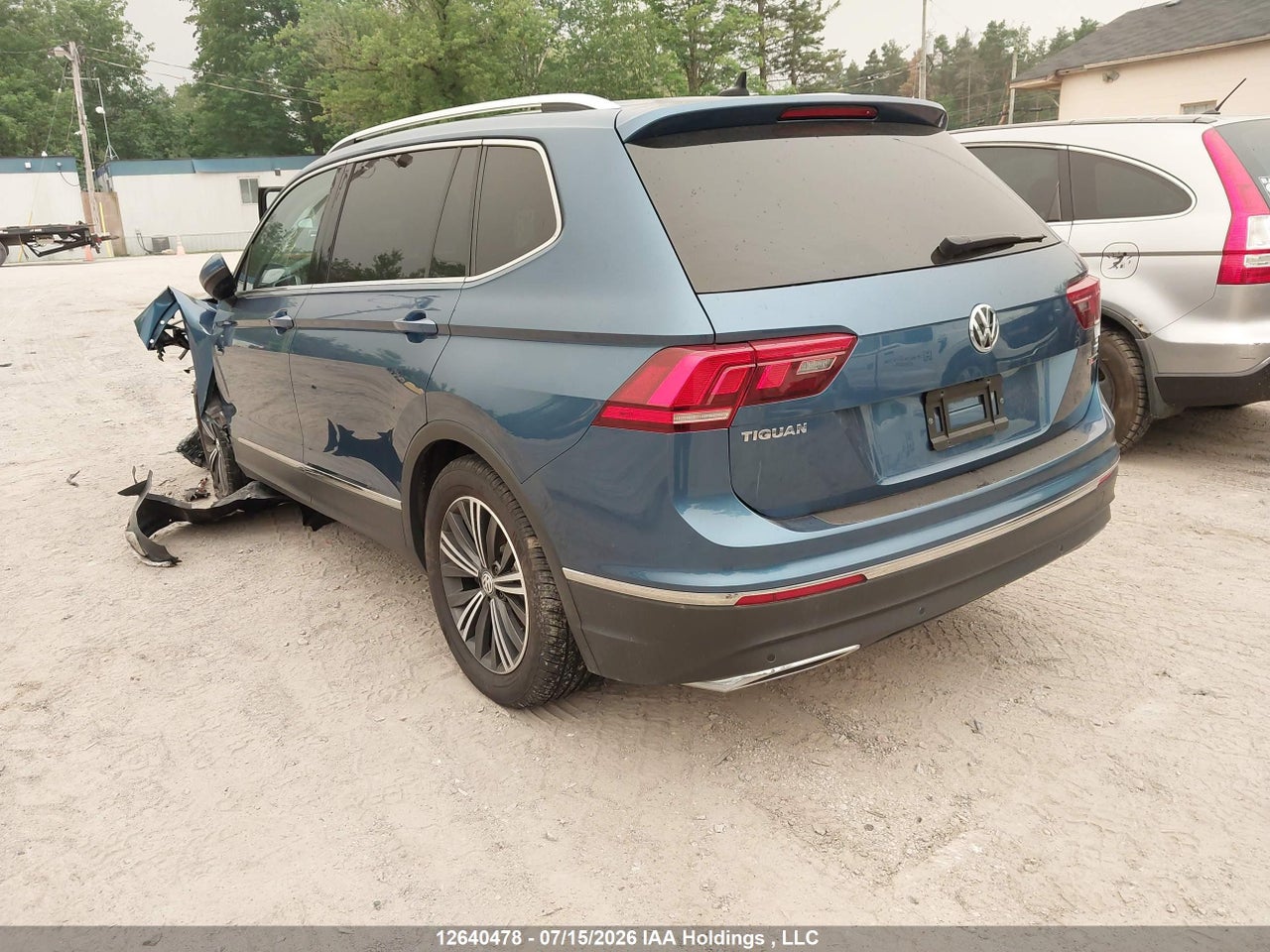 2018 VOLKSWAGEN TIGUAN thumbnail 4