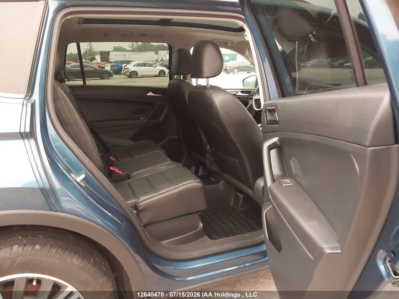 2018 VOLKSWAGEN TIGUAN thumbnail 9