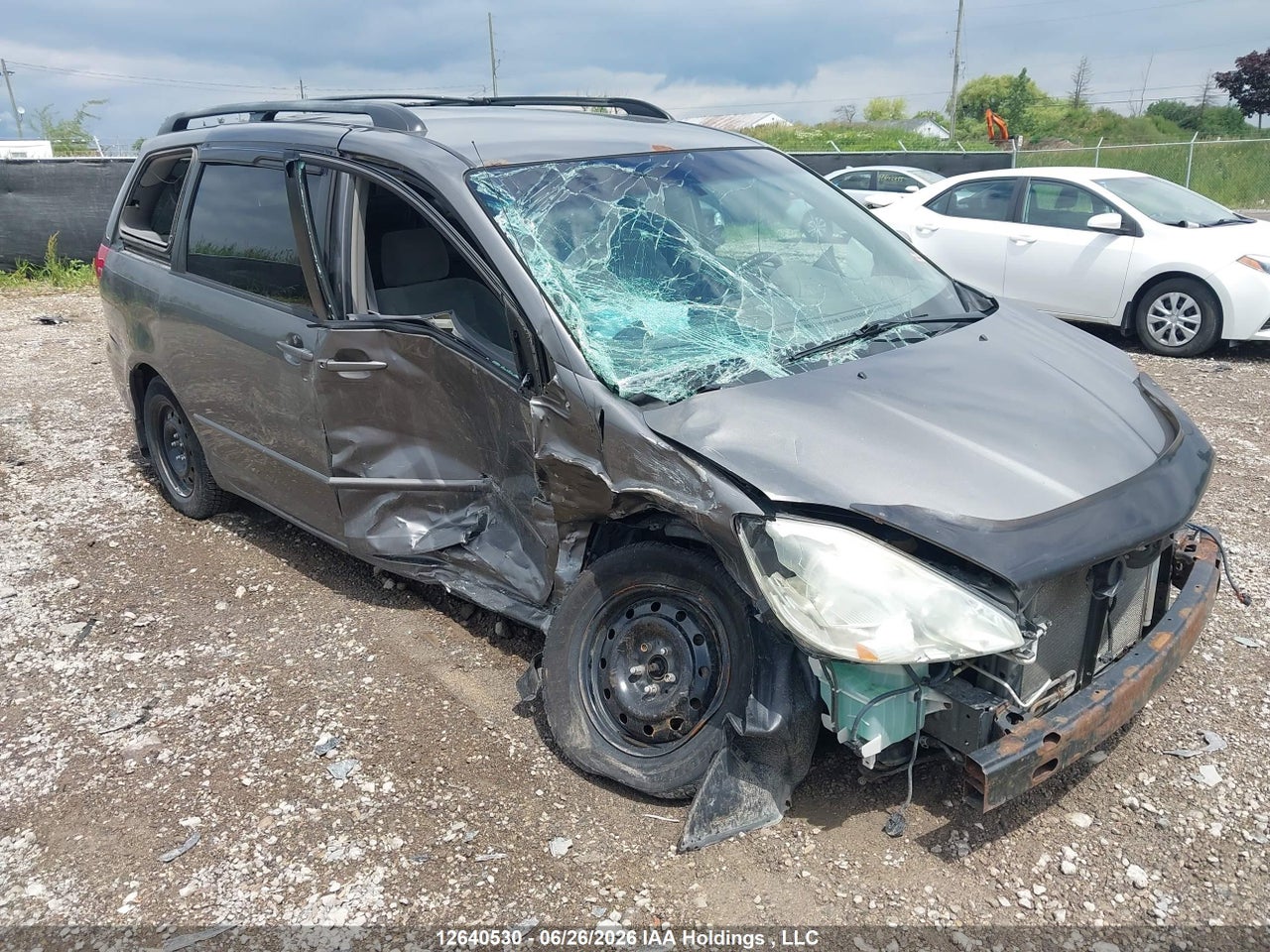 2004 TOYOTA SIENNA CE/LE thumbnail 7