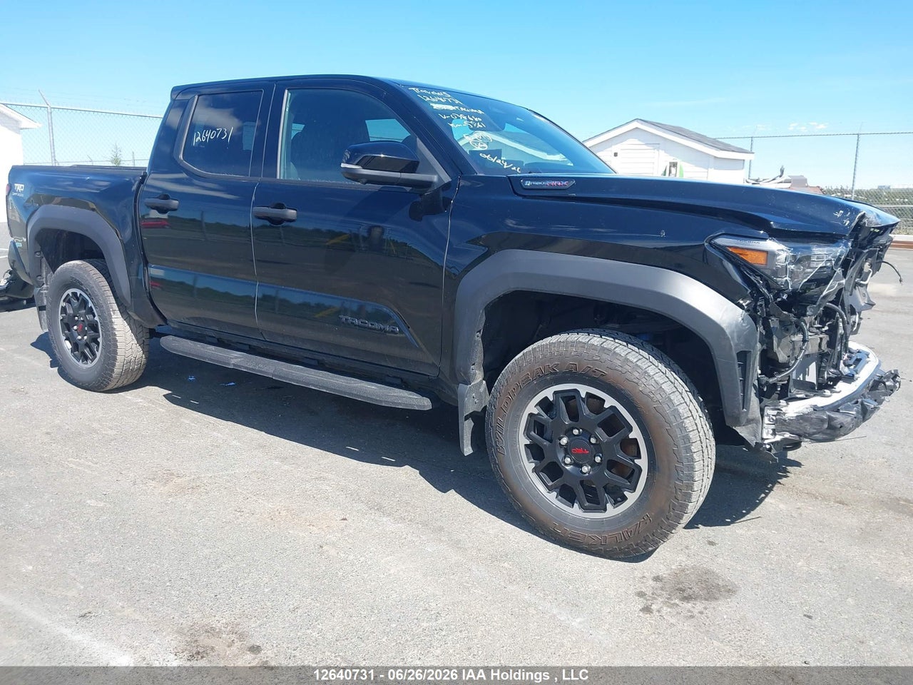 2025 TOYOTA TACOMA DOUBLE CAB/TRD SPORT/TRD OFF ROAD/TRD PRO/LTD/TRAILHUNTER thumbnail 2
