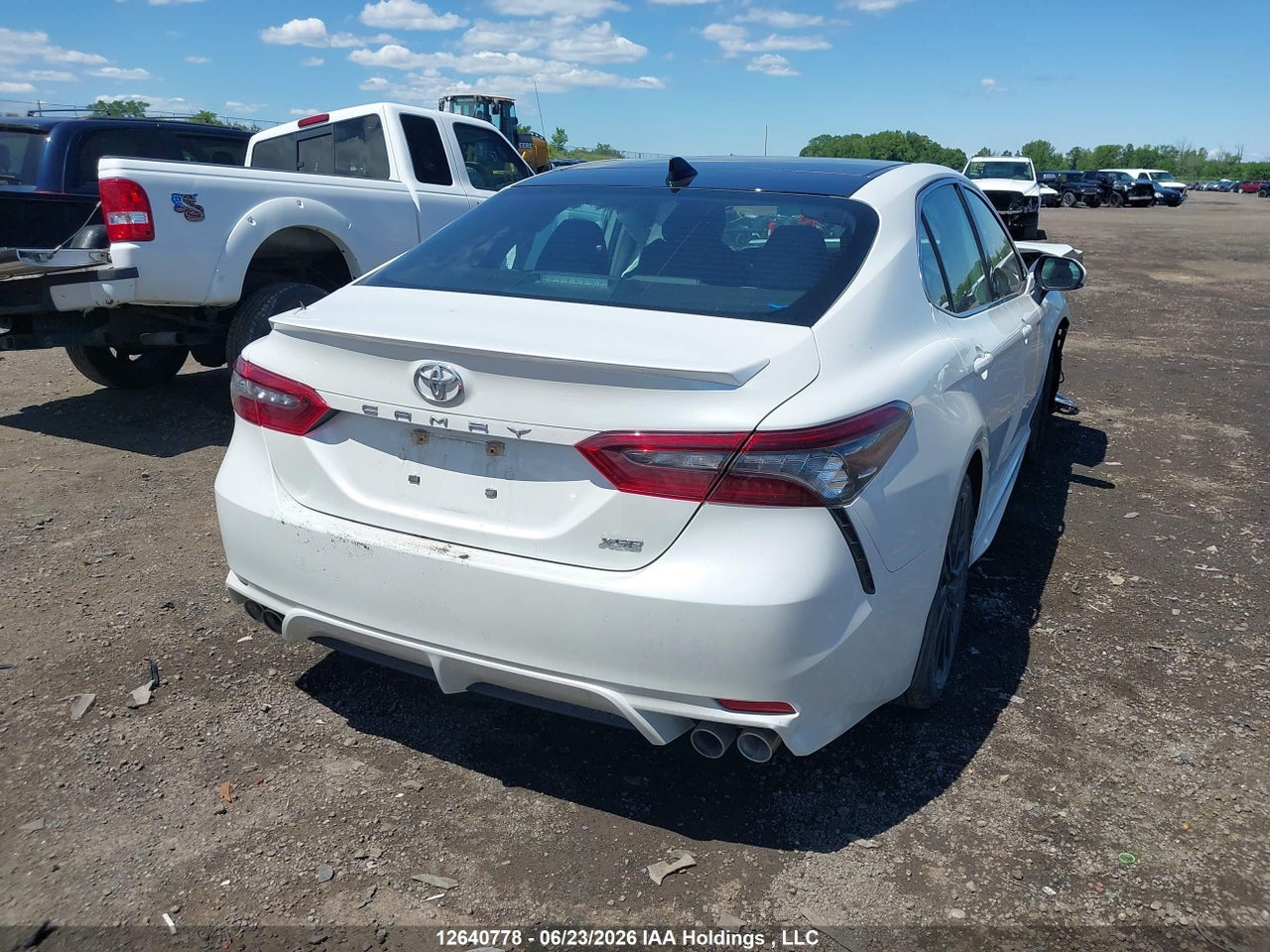 2022 TOYOTA CAMRY thumbnail 5