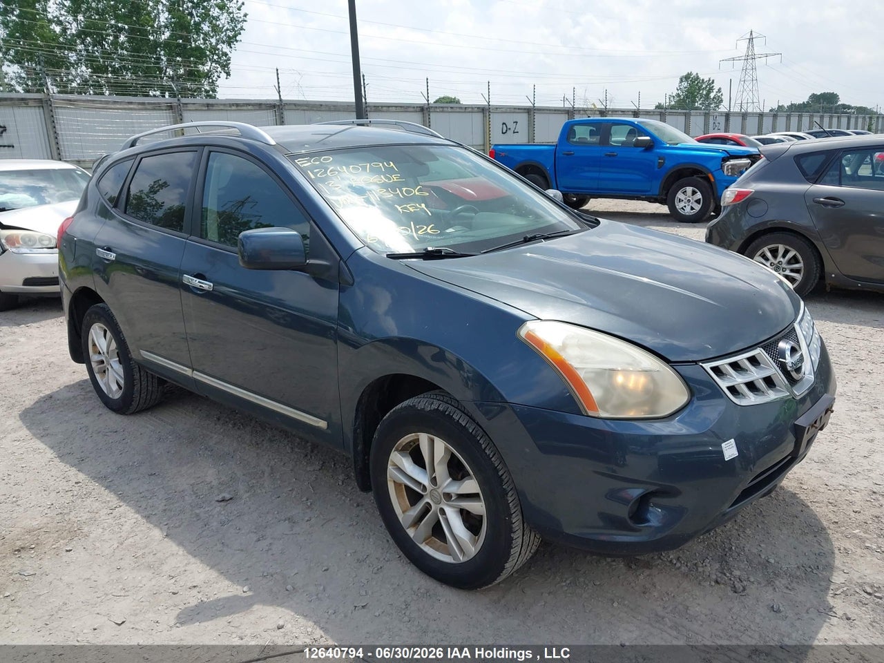 2013 NISSAN ROGUE thumbnail 2