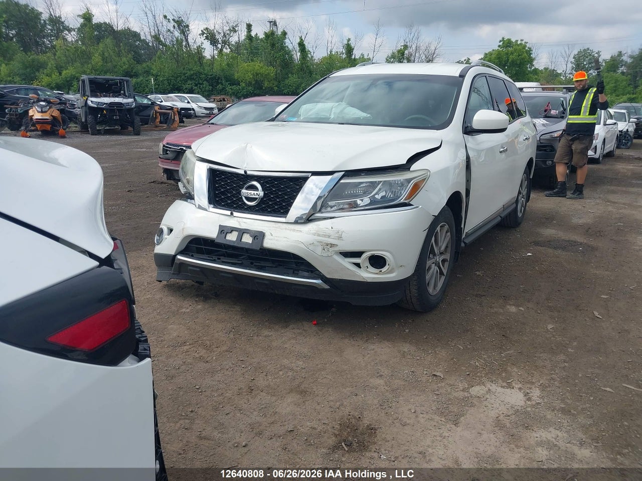 2014 NISSAN PATHFINDER S/SV/SL/PLATINUM thumbnail 3