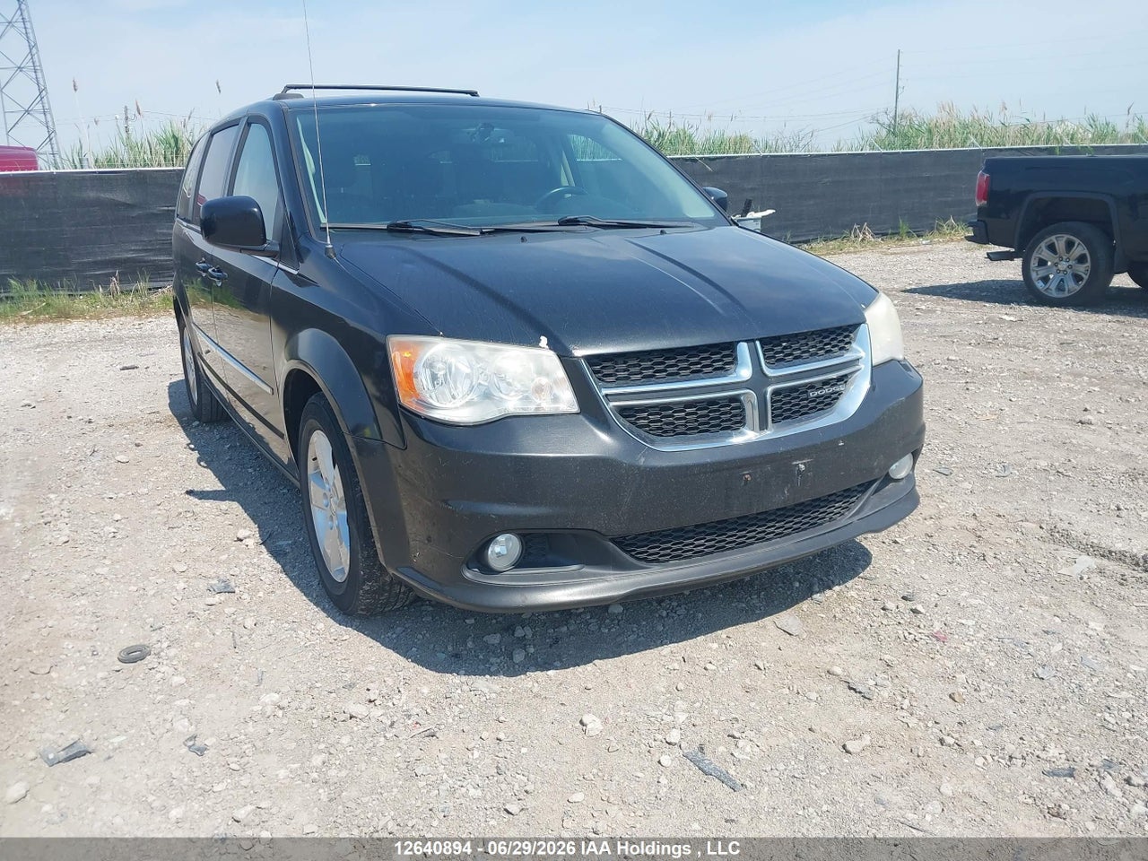 2014 DODGE GRAND CARAVAN CREW thumbnail 2