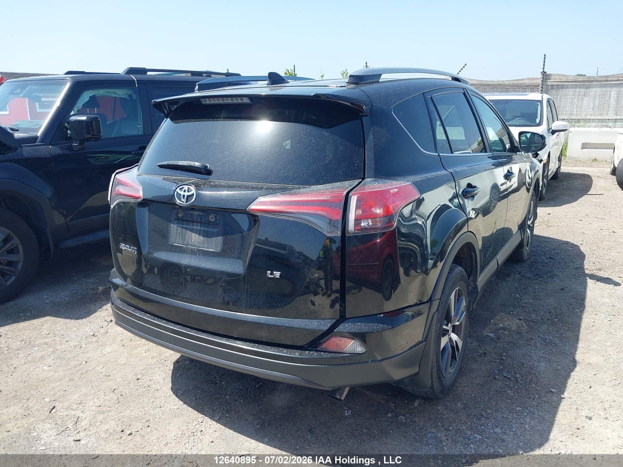 2018 TOYOTA RAV4 LE thumbnail 5