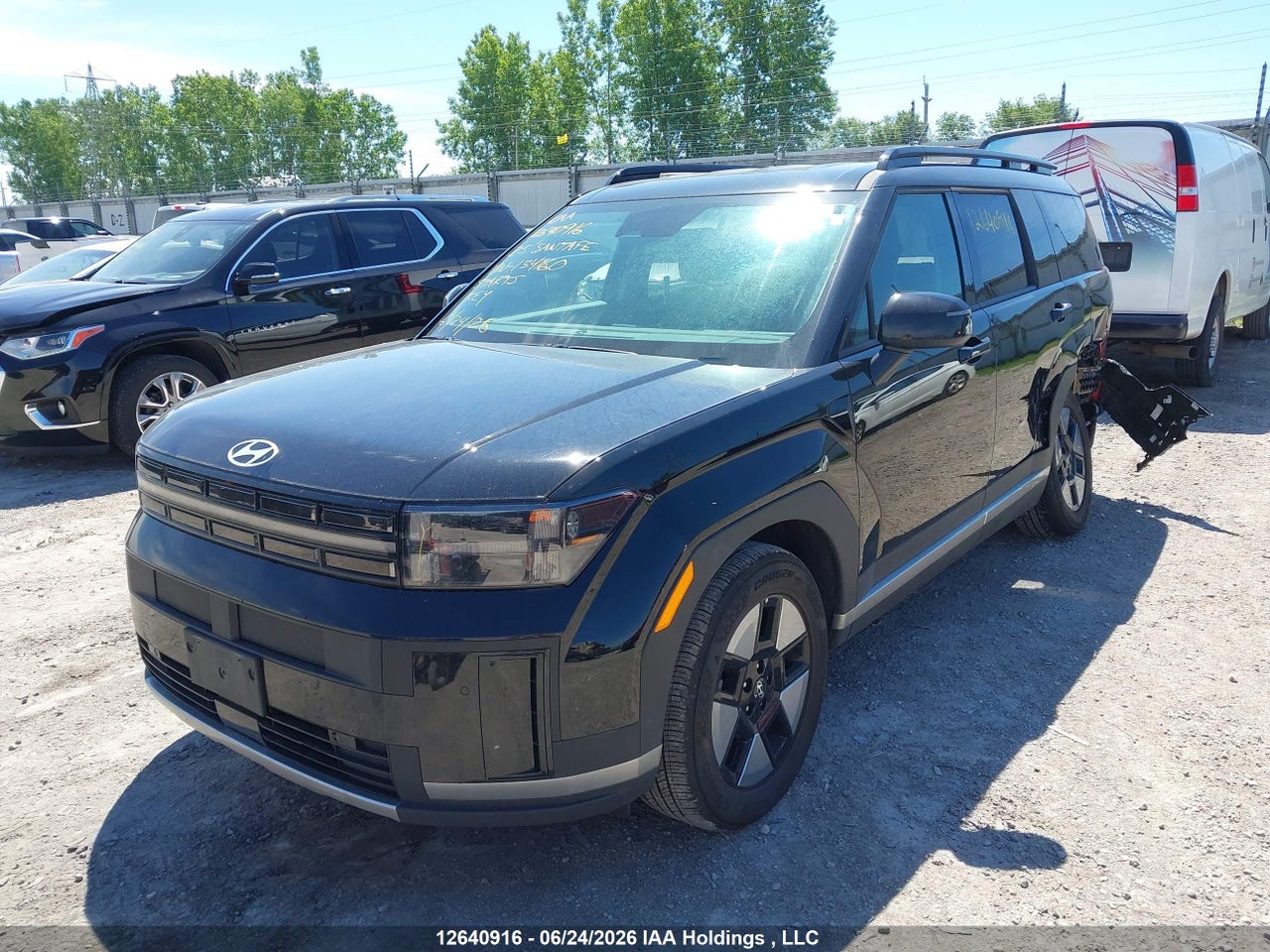 2025 HYUNDAI SANTA FE PREFERRED HYBRID AWD thumbnail 3