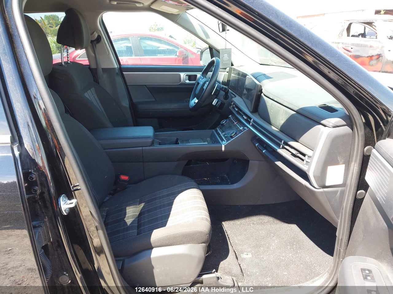 2025 HYUNDAI SANTA FE PREFERRED HYBRID AWD thumbnail 6