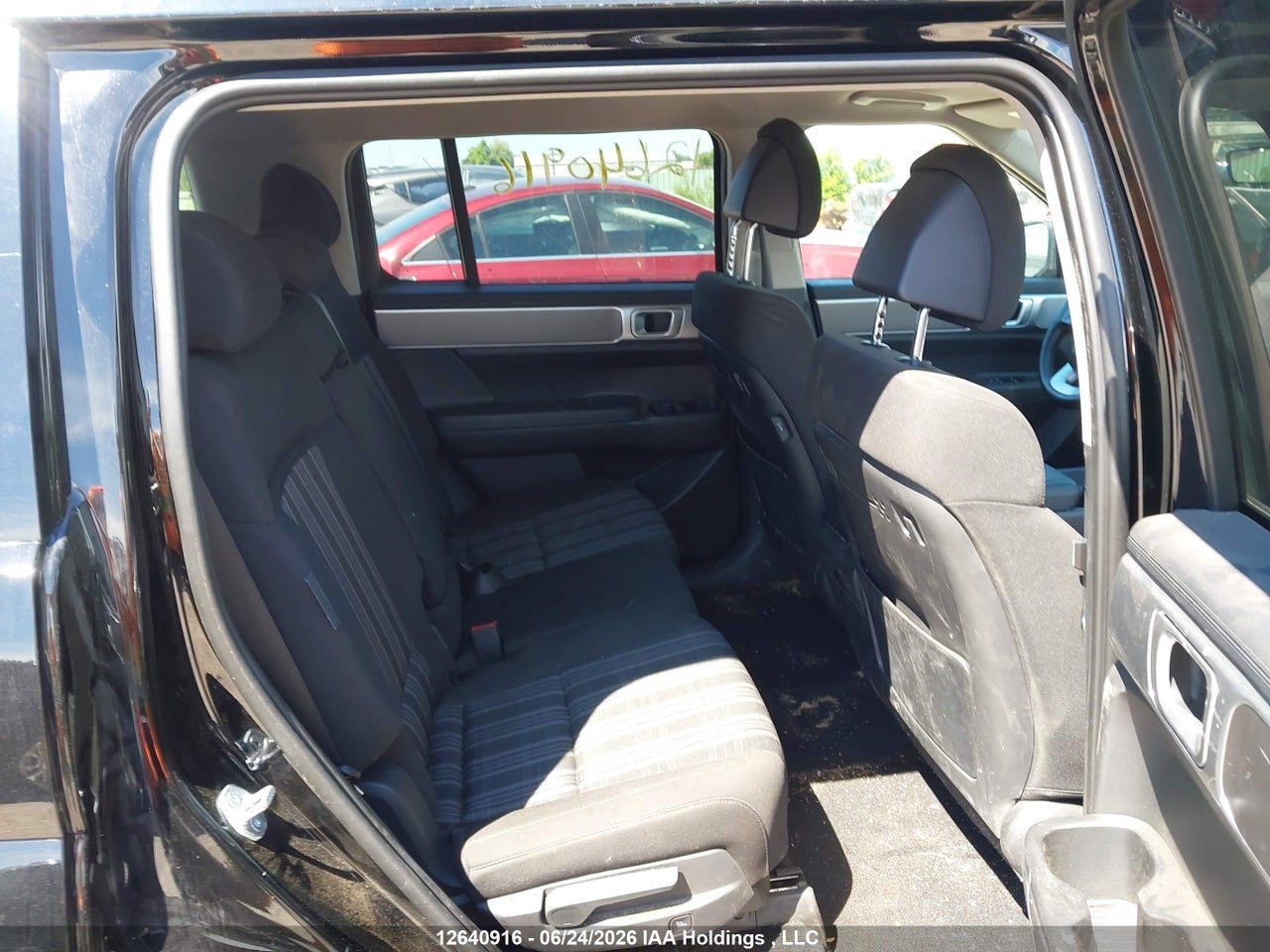 2025 HYUNDAI SANTA FE PREFERRED HYBRID AWD thumbnail 9