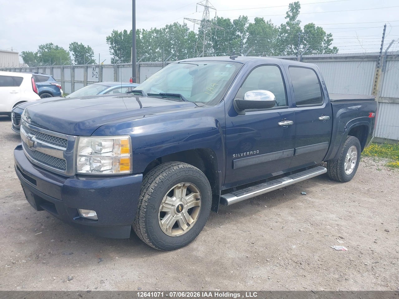 2011 CHEVROLET SILVERADO 1500 thumbnail 3