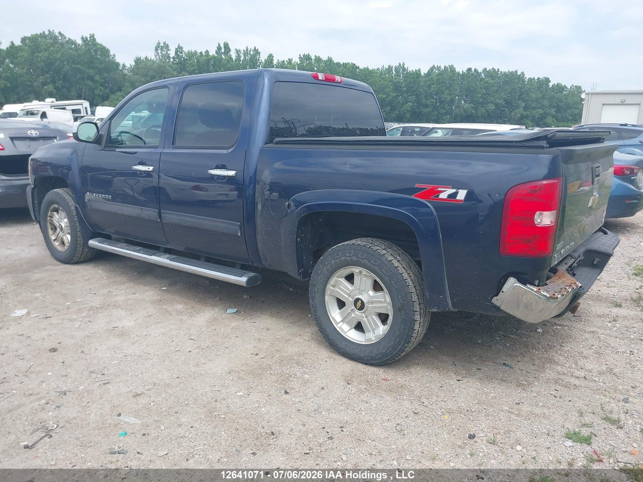 2011 CHEVROLET SILVERADO 1500 thumbnail 4