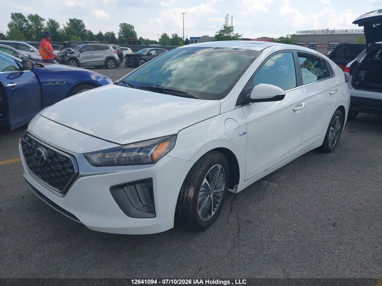 2020 HYUNDAI IONIQ PLUG-IN HYBRID ULTIMATE thumbnail 3