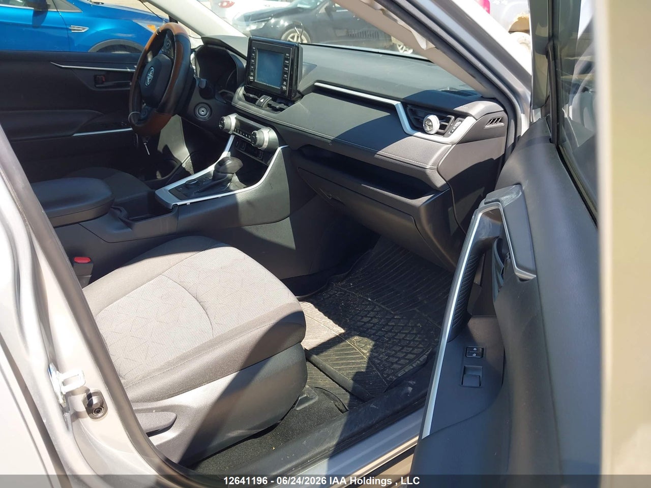 2022 TOYOTA RAV4 HYBRID LE thumbnail 6