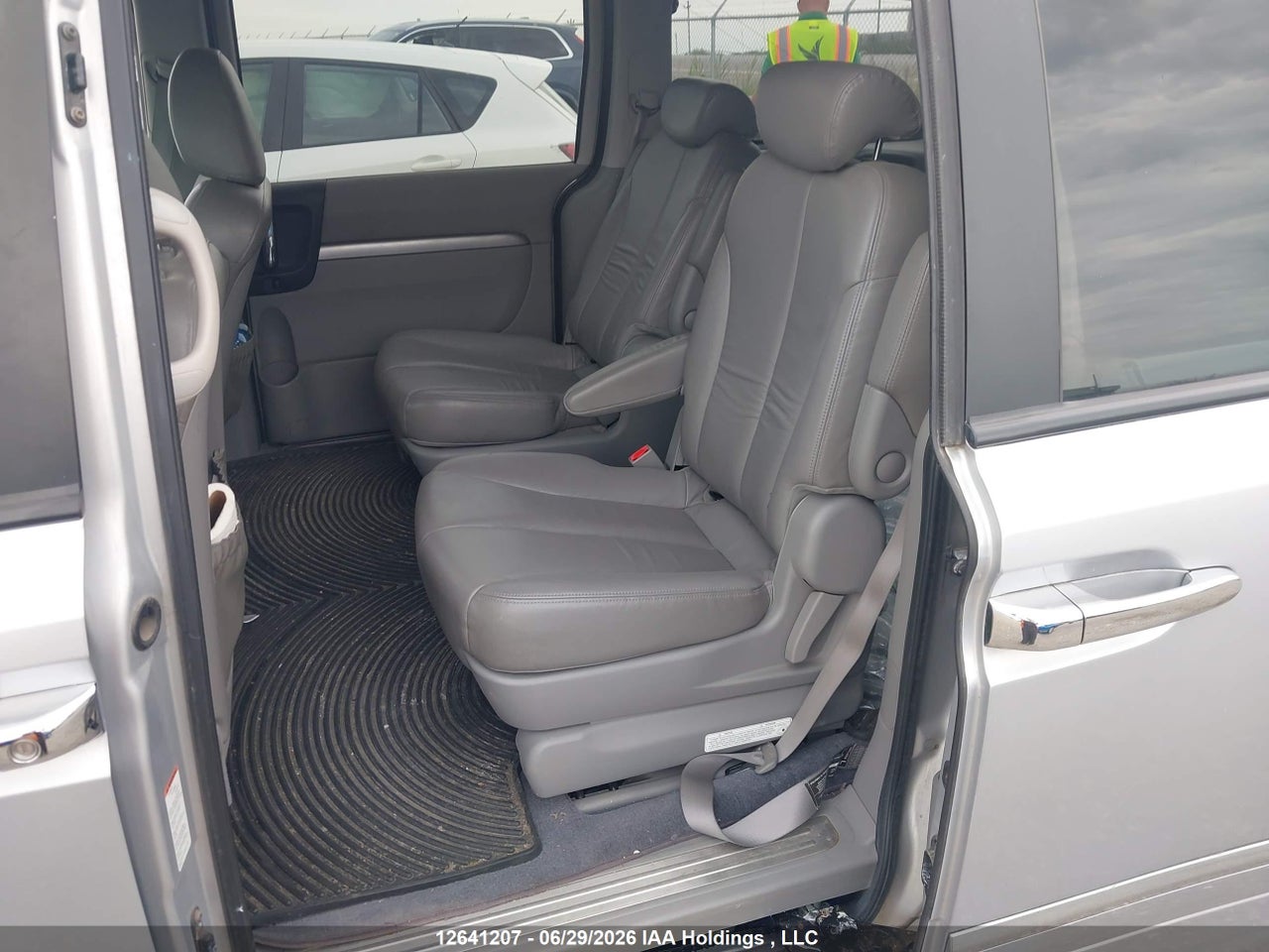 2008 HYUNDAI ENTOURAGE GLS/SE/LIMITED thumbnail 9