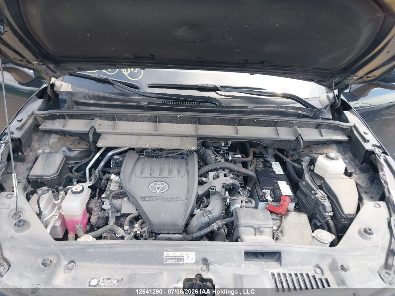 2023 TOYOTA HIGHLANDER L/LE/XLE/LIMITED/PLATINUM/XSE thumbnail 11