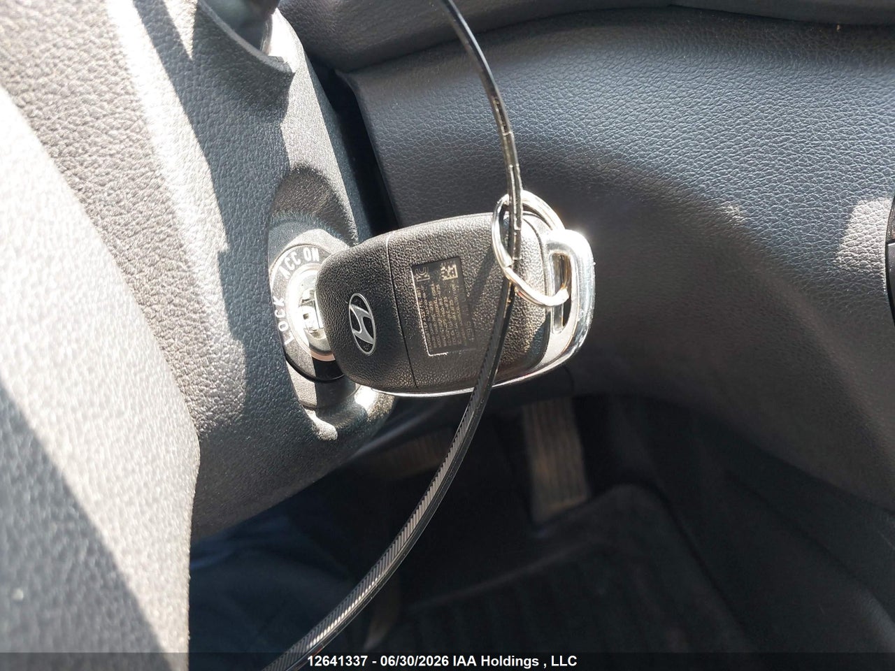 2016 HYUNDAI TUCSON LIMITED/SPORT AND ECO/SE thumbnail 12