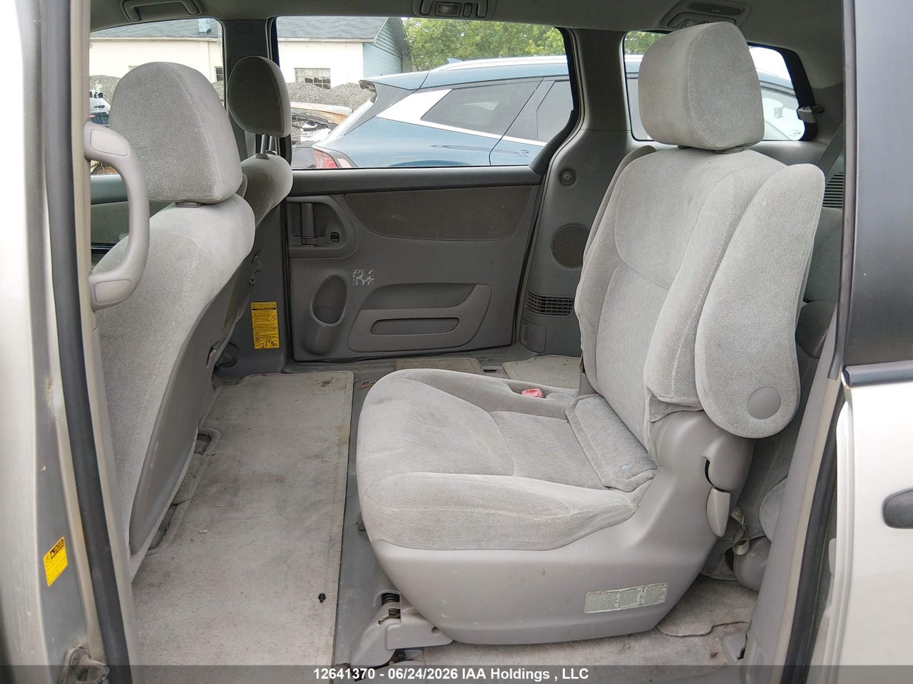 2005 TOYOTA SIENNA thumbnail 9