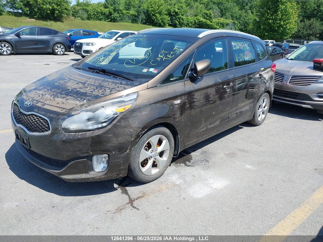 2014 KIA RONDO thumbnail 3