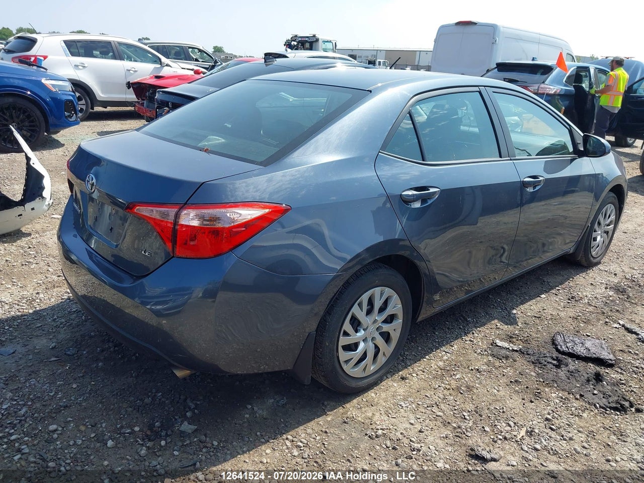 2018 TOYOTA COROLLA L/LE/XLE/SE/XSE thumbnail 5