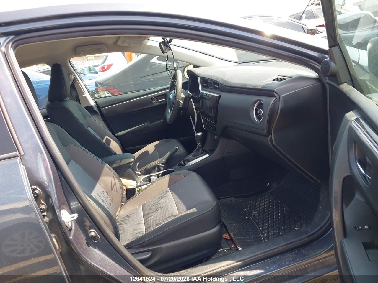 2018 TOYOTA COROLLA L/LE/XLE/SE/XSE thumbnail 6