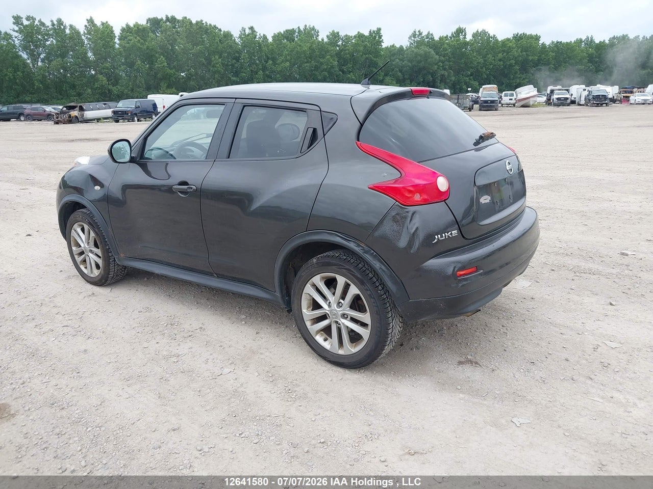 2011 NISSAN JUKE SV thumbnail 4