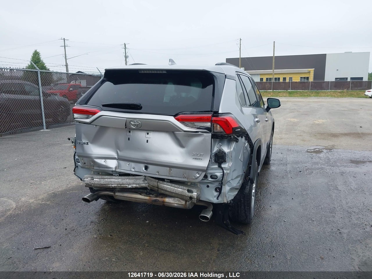 2021 TOYOTA RAV4 XLE thumbnail 7