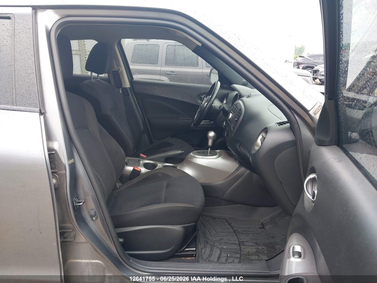 2011 NISSAN JUKE S/SV/SL thumbnail 6